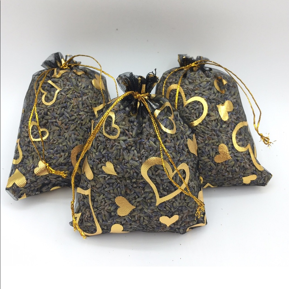Lilly’s Lavender 3 Sachets Black Bags Gold Hearts - Picture 3 of 4